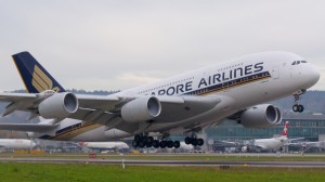 Singapore Airlines Airbus A380-800 9V-SKN (7721163326)